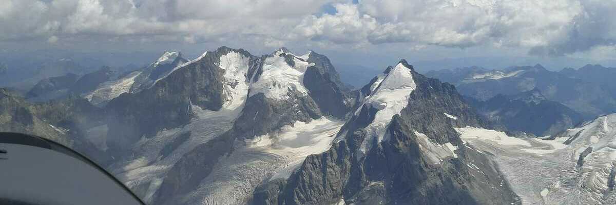 Flugwegposition um 11:58:13: Aufgenommen in der Nähe von Maloja, Schweiz in 3864 Meter
